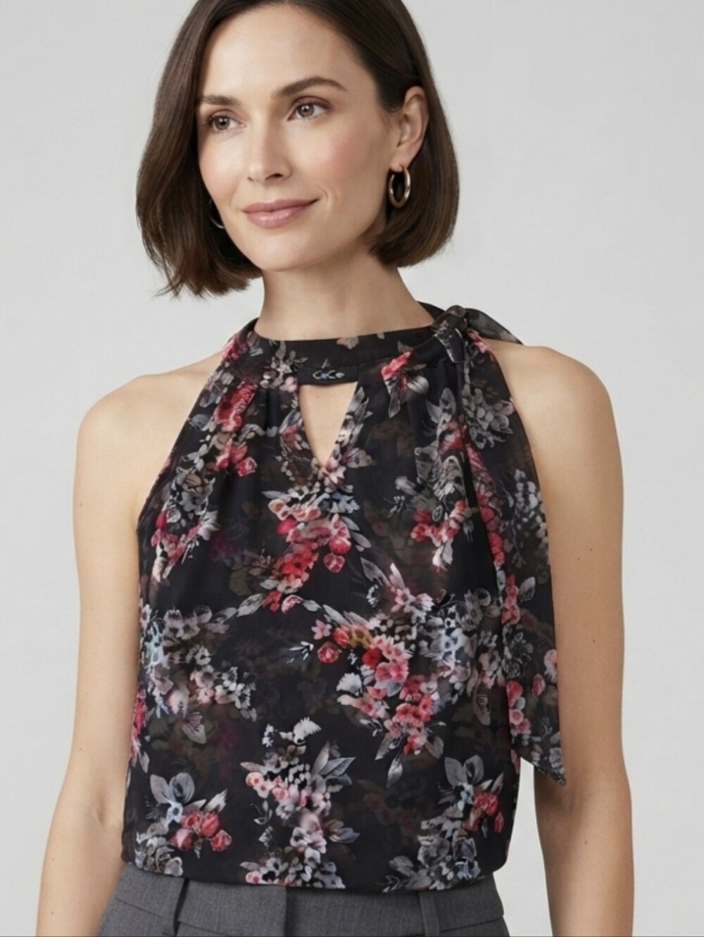White House Black Market Floral Sleeveless Chiffon Blouse Front Tie Keyhole